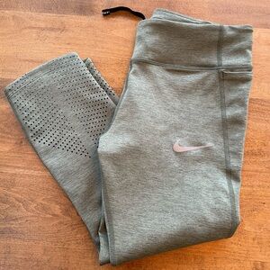 Nike Dri-Fit Green Cropped Leggings